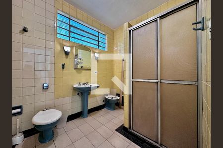 Casa à venda com 231m², 3 quartos e 4 vagasBanheiro Suíte