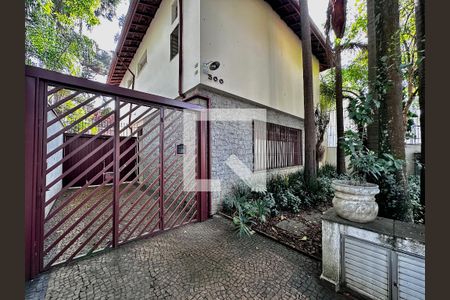 Casa à venda com 231m², 3 quartos e 4 vagasGaragem