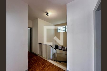 Casa à venda com 231m², 3 quartos e 4 vagasCorredor Quartos