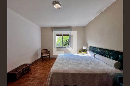 Casa à venda com 231m², 3 quartos e 4 vagasSuíte