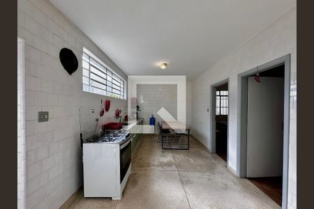 Casa à venda com 231m², 3 quartos e 4 vagasCozinha