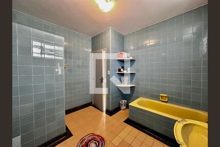 Banheiro Social de casa à venda com 3 quartos, 231m² em Chácara Santo Antônio (zona Sul), São Paulo