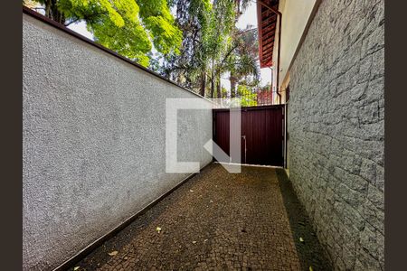 Casa à venda com 231m², 3 quartos e 4 vagasQuintal