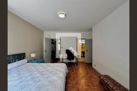 Casa à venda com 231m², 3 quartos e 4 vagasSuíte