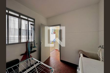 Casa à venda com 231m², 3 quartos e 4 vagasÁrea de Serviço