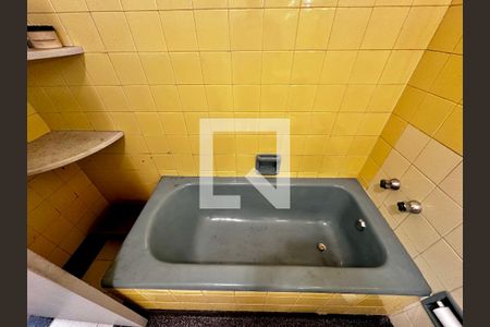 Casa à venda com 231m², 3 quartos e 4 vagasBanheiro Suíte