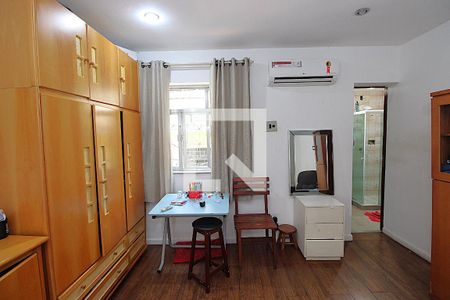 Casa à venda com 150m², 4 quartos e 4 vagasSuíte 2
