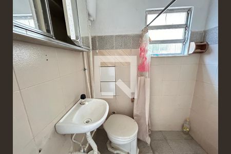 Casa à venda com 150m², 4 quartos e 4 vagasBanheiro de Serviço