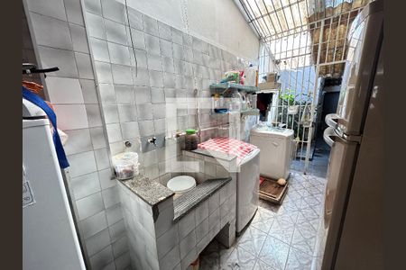 Casa à venda com 150m², 4 quartos e 4 vagasÁrea de Serviço