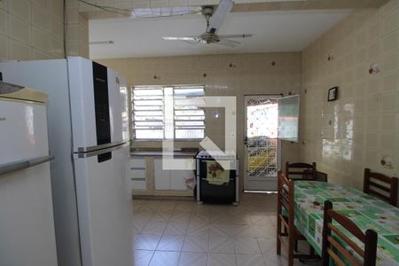 Casa à venda com 150m², 4 quartos e 4 vagasCozinha
