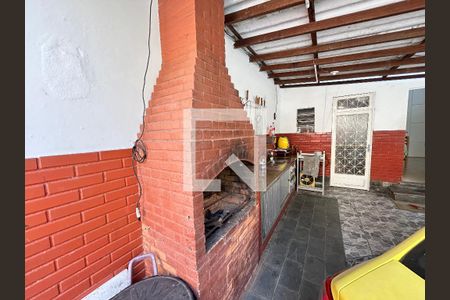 Casa à venda com 150m², 4 quartos e 4 vagasChurrasqueira