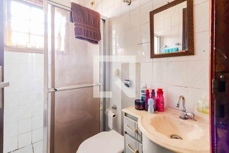 Casa à venda com 102m², 3 quartos e 2 vagas Casa à venda com 102m², 3 quartos e 2 vagasBanheiro