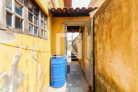 Casa à venda com 102m², 3 quartos e 2 vagas Casa à venda com 102m², 3 quartos e 2 vagasQuintal / Churrasqueira