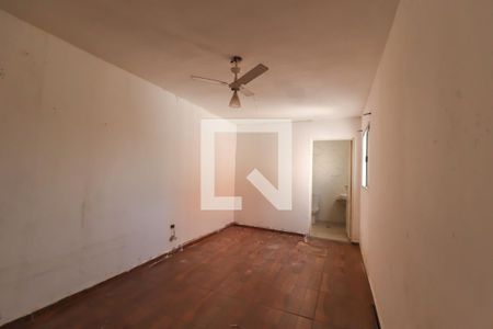 Casa à venda com 160m², 4 quartos e 2 vagasSuíte
