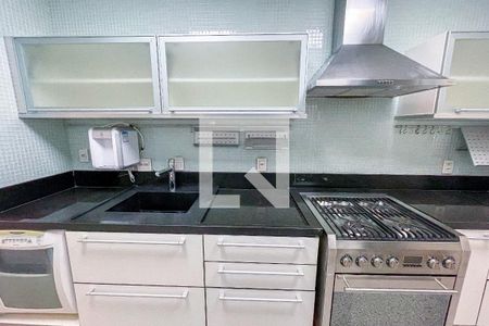 Apartamento para alugar com 112m², 2 quartos e 3 vagasCozinha