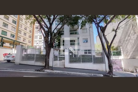 Apartamento à venda com 61m², 2 quartos e 1 vaga Apartamento à venda com 61m², 2 quartos e 1 vagaFachada