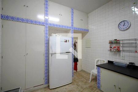 Casa à venda com 174m², 5 quartos e 4 vagasCozinha