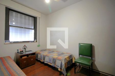 Casa à venda com 174m², 5 quartos e 4 vagasQuarto 3