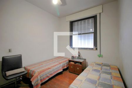 Casa à venda com 174m², 5 quartos e 4 vagasQuarto 3