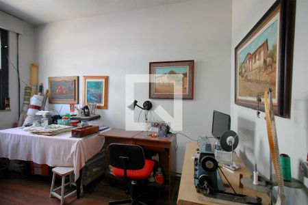 Casa à venda com 174m², 5 quartos e 4 vagasQuarto 5