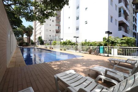 Apartamento à venda com 66m², 2 quartos e 1 vagaÁrea comum - Piscina