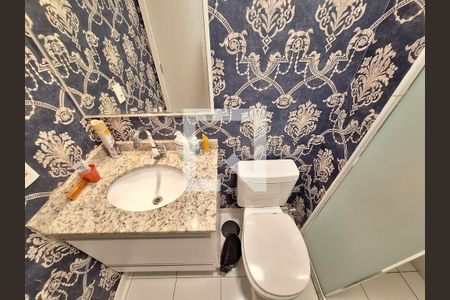 Apartamento à venda com 66m², 2 quartos e 1 vaga Apartamento à venda com 66m², 2 quartos e 1 vagaBanheiro 2