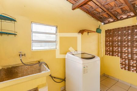 Casa para alugar com 100m², 2 quartos e 1 vagaÁrea de Serviço