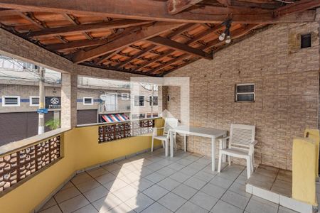 Casa para alugar com 100m², 2 quartos e 1 vagaSacada