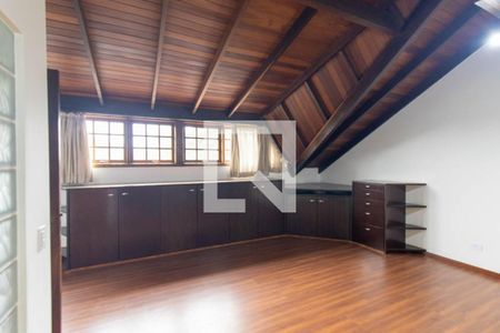 Casa para alugar com 270m², 3 quartos e 3 vagas Casa para alugar com 270m², 3 quartos e 3 vagasSuíte 2