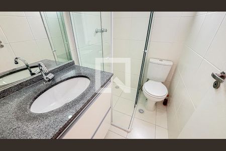 Apartamento à venda com 59m², 2 quartos e 1 vaga Apartamento à venda com 59m², 2 quartos e 1 vagaBanheiro
