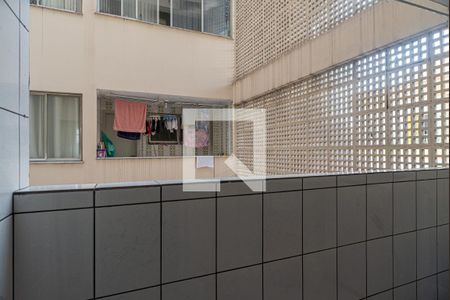 Apartamento à venda com 72m², 2 quartos e sem vagaÁrea de Serviço