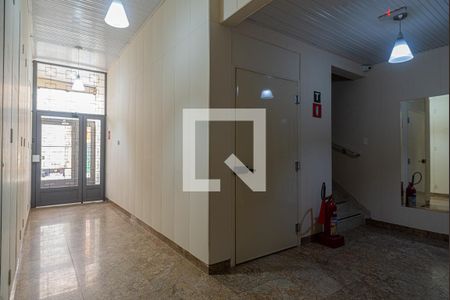 Apartamento à venda com 72m², 2 quartos e sem vagaÁrea comum - Hall de entrada do edifício