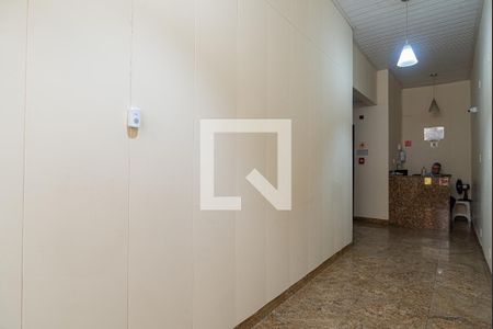 Apartamento à venda com 72m², 2 quartos e sem vagaÁrea comum - Hall Social/Portaria