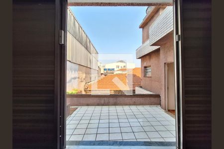 Casa à venda com 250m², 3 quartos e 4 vagas Casa à venda com 250m², 3 quartos e 4 vagasVista da suíte