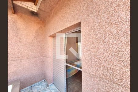 Casa à venda com 250m², 3 quartos e 4 vagas Casa à venda com 250m², 3 quartos e 4 vagasSacada quarto 2