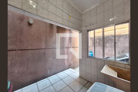 Casa à venda com 250m², 3 quartos e 4 vagas Casa à venda com 250m², 3 quartos e 4 vagasÁrea de serviço