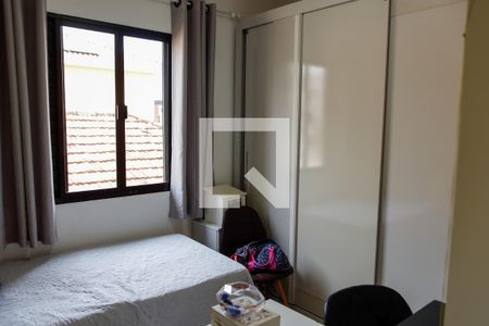 Casa à venda com 198m², 4 quartos e 4 vagas Casa à venda com 198m², 4 quartos e 4 vagasQuarto 3