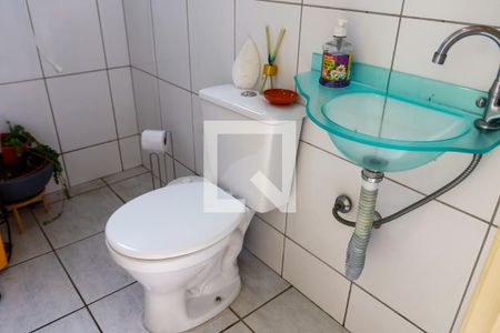 Casa à venda com 198m², 4 quartos e 4 vagas Casa à venda com 198m², 4 quartos e 4 vagasLavabo