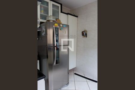 Casa à venda com 198m², 4 quartos e 4 vagas Casa à venda com 198m², 4 quartos e 4 vagascozinha