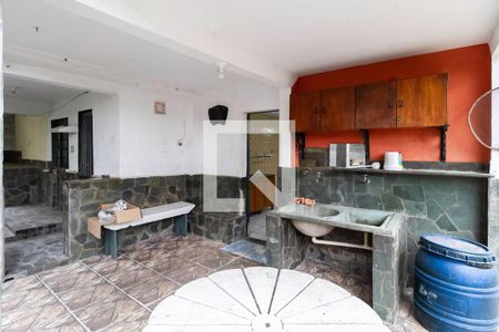 Casa à venda com 238m², 6 quartos e 5 vagas Casa à venda com 238m², 6 quartos e 5 vagasÁrea de serviço