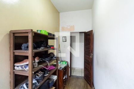 Casa à venda com 238m², 6 quartos e 5 vagas Casa à venda com 238m², 6 quartos e 5 vagasQuarto 6