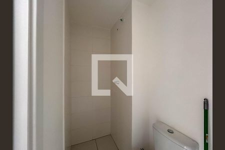 Apartamento para alugar com 33m², 2 quartos e sem vaga Apartamento para alugar com 33m², 2 quartos e sem vagaBanheiro