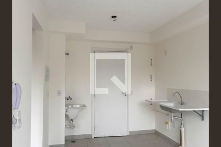 Apartamento para alugar com 33m², 2 quartos e sem vaga Apartamento para alugar com 33m², 2 quartos e sem vagaSala/Cozinha/ Área de serviço