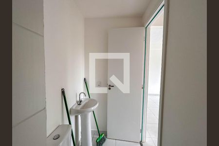 Apartamento para alugar com 33m², 2 quartos e sem vaga Apartamento para alugar com 33m², 2 quartos e sem vagaBanheiro