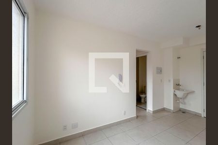 Apartamento para alugar com 33m², 2 quartos e sem vaga Apartamento para alugar com 33m², 2 quartos e sem vagaSala/Cozinha/ Área de serviço