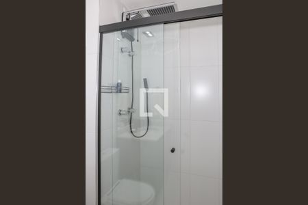 Banheiro de kitnet/studio à venda com 1 quarto, 28m² em Pompeia, São Paulo