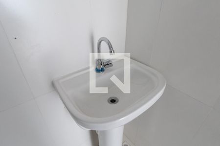 Apartamento para alugar com 42m², 2 quartos e sem vaga Apartamento para alugar com 42m², 2 quartos e sem vagaBanheiro