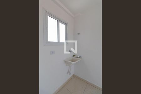 Cozinha e Área de Serviço de apartamento para alugar com 2 quartos, 42m² em Vila Sao Geraldo, São Paulo