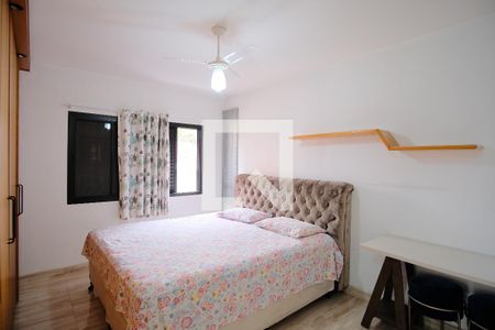 Casa para alugar com 238m², 4 quartos e 4 vagasQuarto