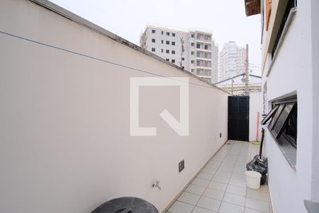 Casa para alugar com 238m², 4 quartos e 4 vagasQuintal 1